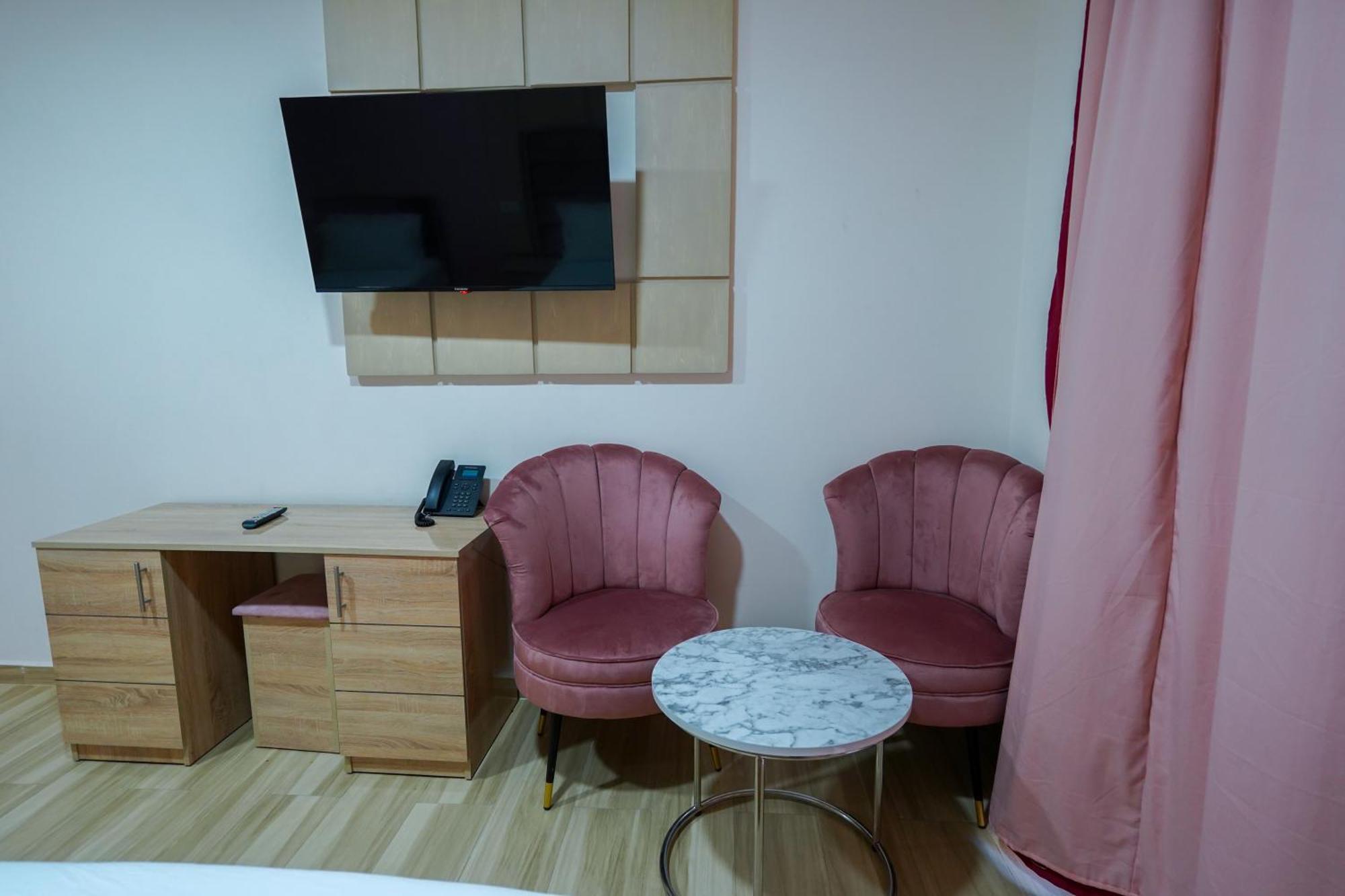 מקנס Fekri Hotel מראה חיצוני תמונה