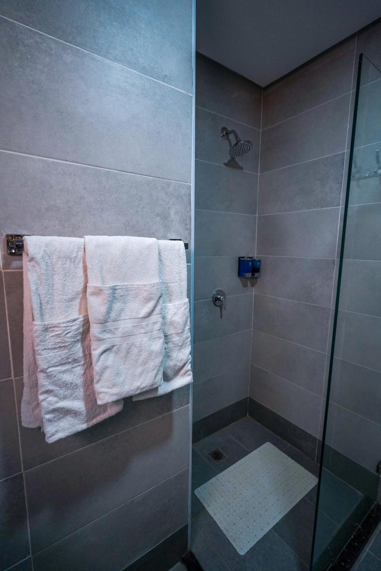 מקנס Fekri Hotel מראה חיצוני תמונה