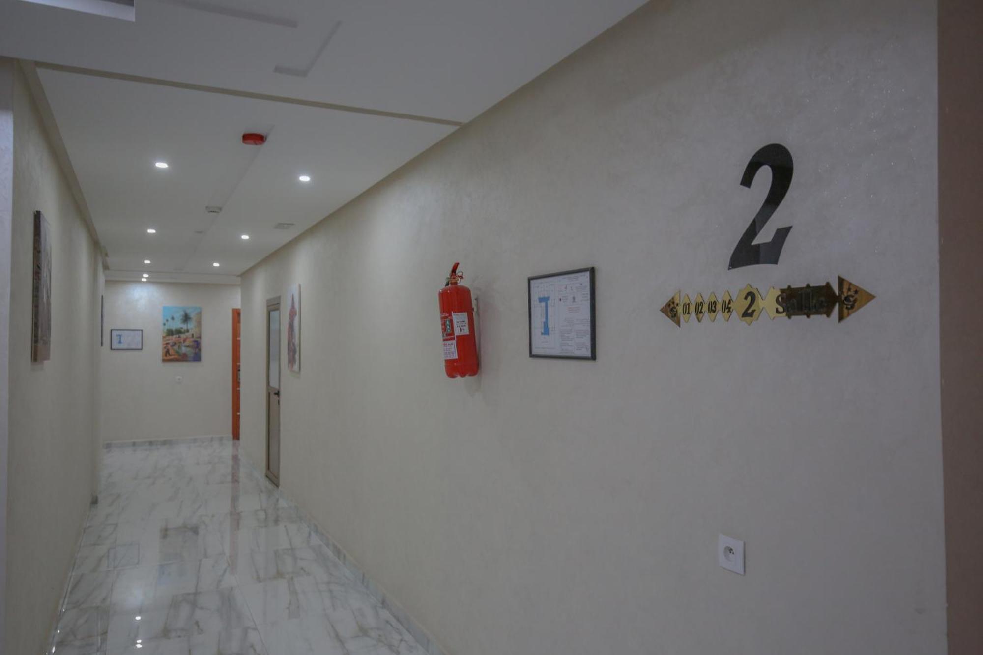 מקנס Fekri Hotel מראה חיצוני תמונה